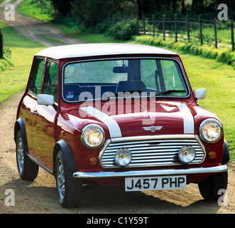 Rover mini rouge, Cooper 1.3i 1992 Banque D'Images