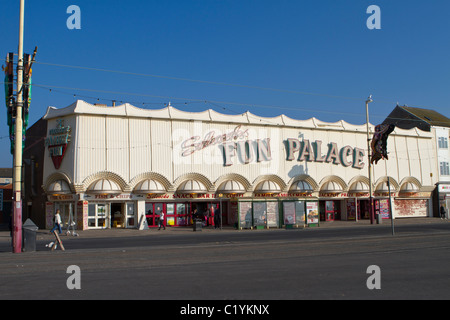 Fun Palace plage de Blackpool Banque D'Images