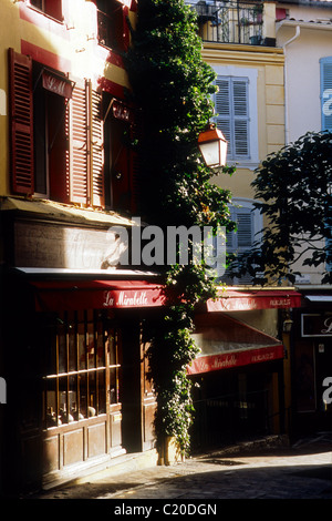 Street à Cannes Le Suquet Banque D'Images