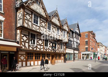 Robert Raikes House, une fois la maison du fondateur du mouvement de l'école du dimanche, aujourd'hui un pub, dans Southgate Street, Gloucester Banque D'Images