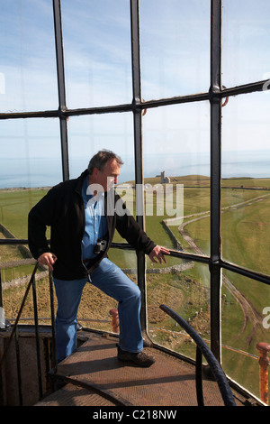 Faites-le au dessus de l'ancien phare phare chambre pour admirer la vue sur Lundy Island, Devon, Angleterre Royaume-uni en Mars Banque D'Images