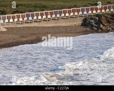 Cabines de plage de Crooklets, Bude, Cornwall, UK Banque D'Images