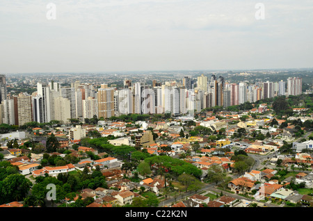 Vue aérienne du centre-ville de Curitiba, Paraná, Brésil Banque D'Images