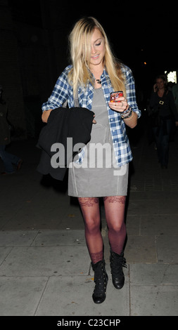 Fearne Cotton, arrivent pour le concert de Robbie Williams dans le cadre du BBC Electric Proms Festival tenu au Roundhouse de Londres, Angleterre Banque D'Images