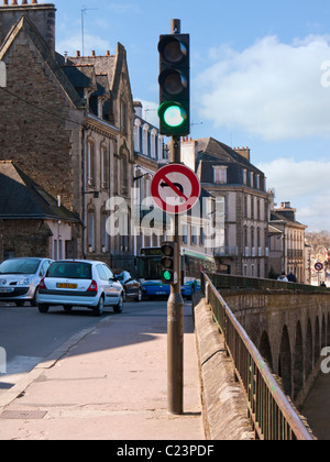 Les signaux lumineux de circulation sur vert France Europe Banque D'Images