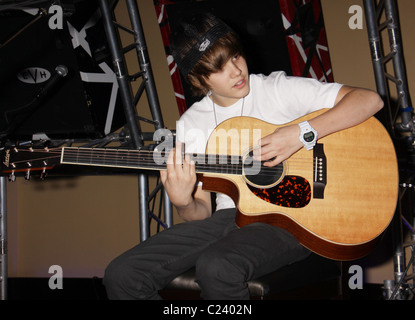 Justin Bieber Justin Bieber, chanteur canadien rendement privé pour Radio KLUC au Hard Rock Cafe. Las Vegas, Nevada - Banque D'Images