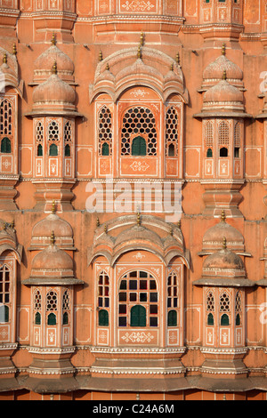 Détail de l'Hawa Mahal, sait aussi que le palais des vents, Jaipur, Inde Banque D'Images