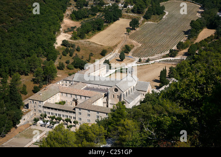 Abbaye de Sénanque, Vaucluse, Provence, France. Banque D'Images