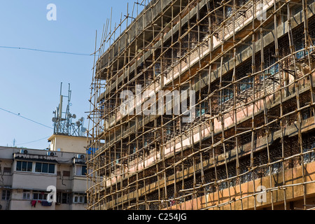 En construction, une zone pauvre près de Colaba, Mumbai, Inde Banque D'Images