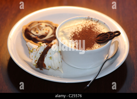 Chocolat tiramisu dessert originaire de l'italie Banque D'Images