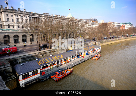 Station de sauvetage de la RNLI de Waterloo Bridge, London Banque D'Images