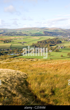 Voir l'Ouest sur les terres agricoles et de landes sur Pennine Way ci-dessus Mankinholes Banque D'Images