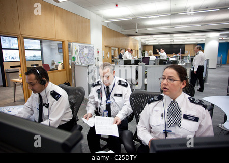 La police métropolitaine centrale Communications Centre de commande, Lambeth, London, Royaume-Uni. Photo:Jeff Gilbert Banque D'Images