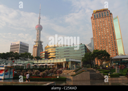 Cityscape view de l'Orient Bund. Pudong, Shanghai, Chine. Banque D'Images