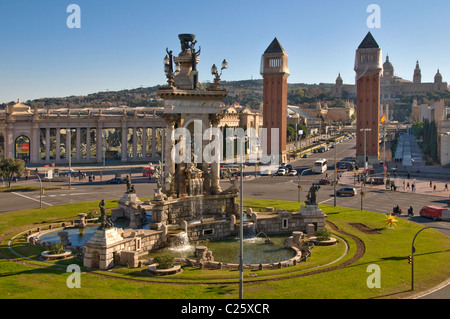 Plaça d'Espanya, Avinguda de la Reina Maria Cristina, Palau Nacional, Montjuïc, Barcelone, Espagne, Catalogne, Espagne Banque D'Images