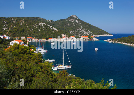 Zaklopatica Bay sur l'île de Lastovo en Croatie. Banque D'Images