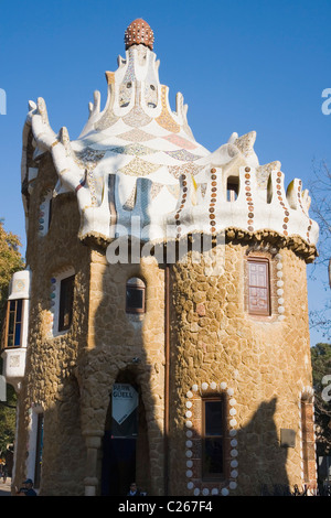 Barcelone, Espagne. Pavillon d'entrée du Parc Guell. Banque D'Images