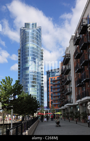 Gunwharf Quays Portsmouth, Hampshire, Angleterre Banque D'Images