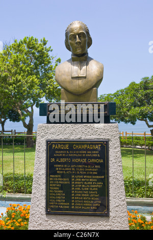 Statue de Saint Marcellin Champagnat, fondateur des Frères Maristes, Miraflores, Lima, Pérou Banque D'Images