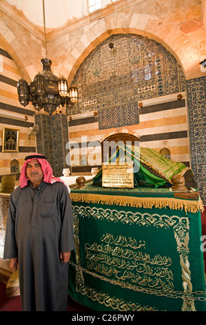 Mausolée de Saladin (Salah ad Din ) à côté de la mosquée des Omeyyades de Damas Syrie musulmane Vieille Ville Banque D'Images