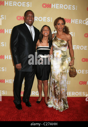 Holly Robinson Peete avec Rodney Peete et CNN Heroes : une fille All-Star Tribute tenue au Kodak Theatre - Arrivées Banque D'Images