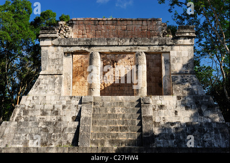 Maison de l'Amérique du Nord au sein de la balle à Chichen Itza, Yucatan, Mexique Banque D'Images