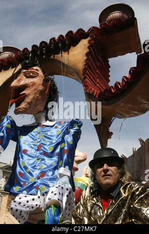 Procession carnaval célébrations dans la rue via Nazionale, à Rome, Italie Banque D'Images