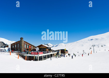 Costa Rodona, restaurant de montagne pas de la Casa, la station de ski de Grandvalira, Andorre Banque D'Images