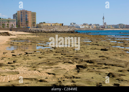 La plage de La Caleta. Cadix, Andalousie, Espagne Banque D'Images