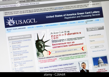 Site web de l'USAGCL - Etats-Unis d'Amérique Loterie Carte verte - en Russe Banque D'Images