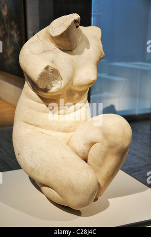 La sculpture antique d'Aphrodite accroupie, Romain c. La C.-B. 50-A.D. 140, Kimbell Art Museum, Fort Worth, Texas, États-Unis Banque D'Images
