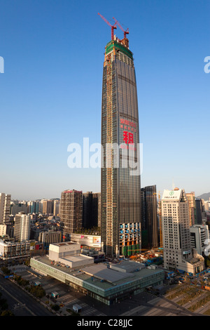 100 Xin Zhou, le bâtiment le plus haut de Shenzhen, Chine en construction. Banque D'Images