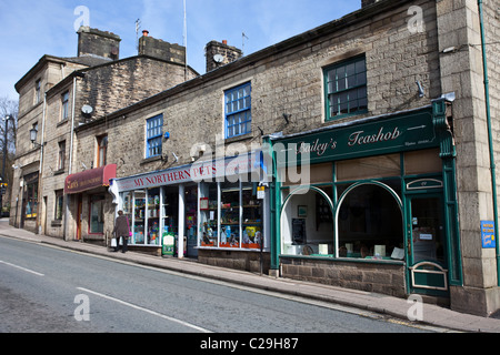 Bailey's friterie, mes animaux du Nord, magasins de détail et les entreprises de la rue Bridge, Ramsbottom, East Lancashire, Royaume-Uni Banque D'Images