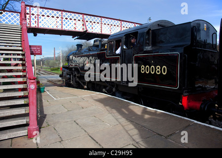 Ramsbottom et de la British Rail 1950 Standard Class 4 réservoir du moteur, pas de 80080 sur l'East Lancs Railway, Ramsbottom, Lancashire Banque D'Images