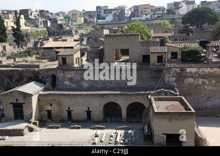 Vue sur l'ancienne ville d'Herculanum, Campanie, Italie Banque D'Images