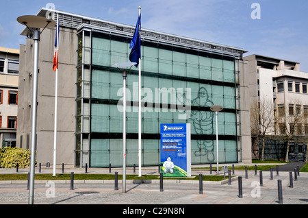 Bâtiment du siège de Michelin, Clermont Ferrand, Puy de Dôme, Auvergne, France Banque D'Images