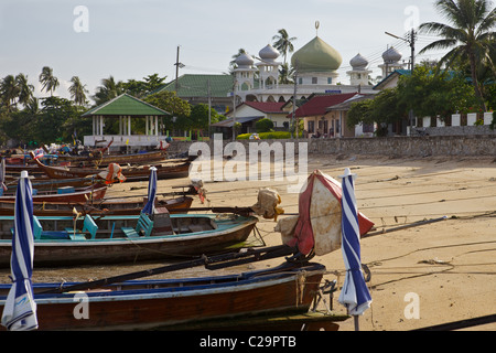 Aowalul Hidayah Mosquée, la baie de Chalong, Phuket Thailand Banque D'Images