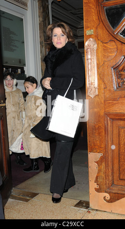 Natasha Kaplinsky, assiste à la performance de l 'VIP' Casse-noisette au St Martin's Lane Hotel - Londres, Angleterre - Départs Banque D'Images