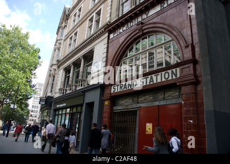 Aldwych ou Strand, la station de métro désaffectée sur le Strand, London England UK Banque D'Images