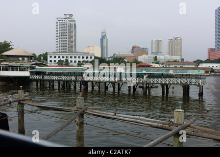 Philippines, Manille, Luzon, jetée sur la baie Banque D'Images