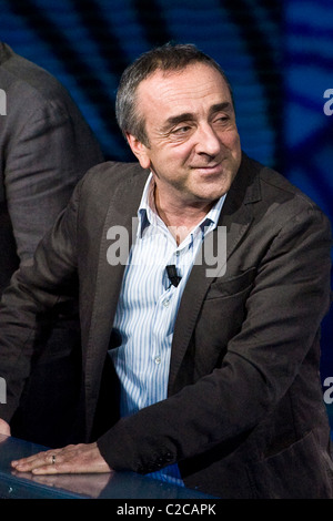 09.04.2011. Milan, "Che tempo che fa" à la télévision RAI 3. Silvio Orlando Banque D'Images