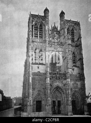 L'un des premiers autotypes de Saint Vulfrand, à Abbeville, France, photographie historique, 1884 Banque D'Images