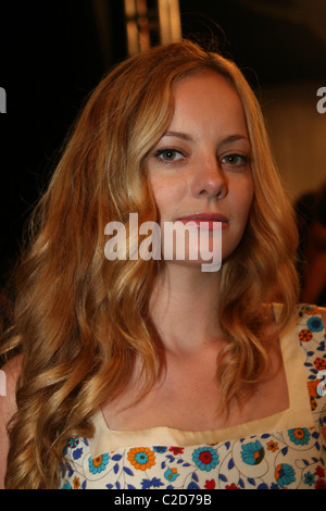 Bijou Phillips Mercedes-Benz Fashion Week de New York Printemps 2008 au Bryant Park - Nicholai par Nicky Hilton - Backstage New York Banque D'Images