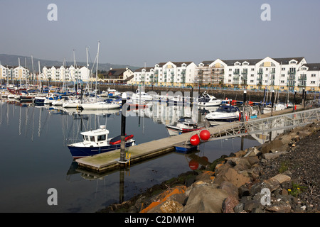 Marina de Carrickfergus le comté d'Antrim en Irlande du Nord Banque D'Images