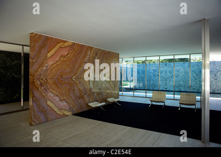 Pavillon Mies Van Der Rohe à Barcelone. L'Espagne. Banque D'Images