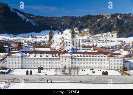 Majestic, grand, composé de Einsiedeln cloître rectangulaire en hiver, Suisse Banque D'Images