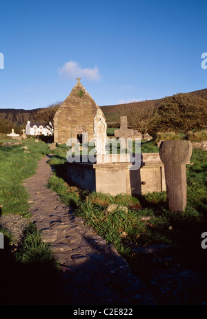 Abbayes, ancienne porte Romaneque et tombes, Co Kerry, Dingle Kilmalkedar Banque D'Images