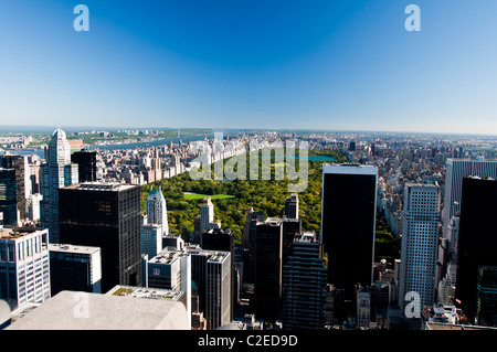 Vue aérienne de Central Park Upper West Side bâtiments vus du Rockefeller Center Bureau d'observation, Manhattan, New York City, Banque D'Images