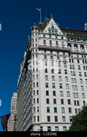 Le Plaza Hotel, hôtel de luxe de 20 étages près de Grand Army Plaza. Central Park et la 5ème Avenue, Manhattan, New York City, États-Unis Banque D'Images
