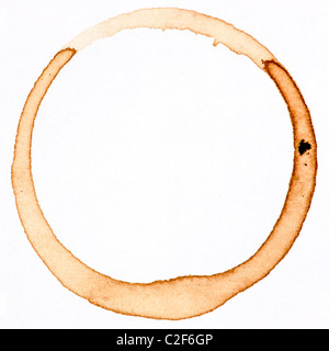 Une tasse de café d'une tache isolated on white Banque D'Images